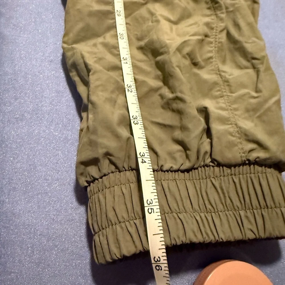 Wilo Gray Sweatpants with Elastic Waistband and Ruched Legs